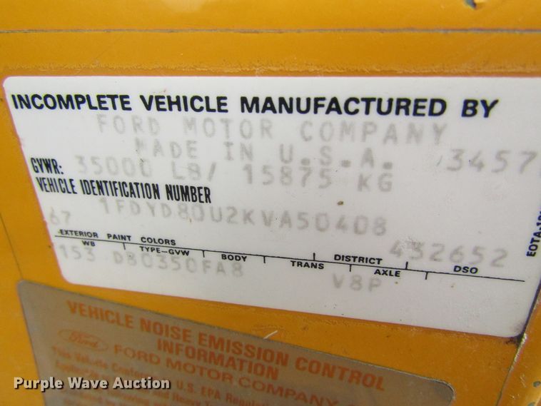 image for item EV9276 1989 Ford C8000  flatbed truck