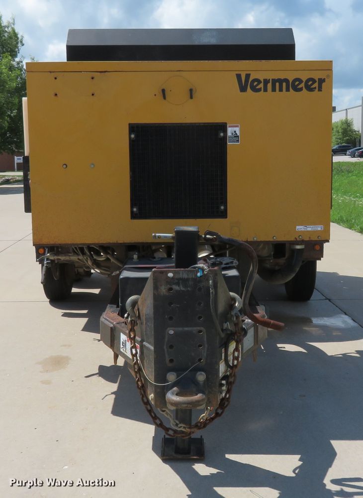 image for item FP9323 2013 Vermeer V800LEHD  vacuum excavator