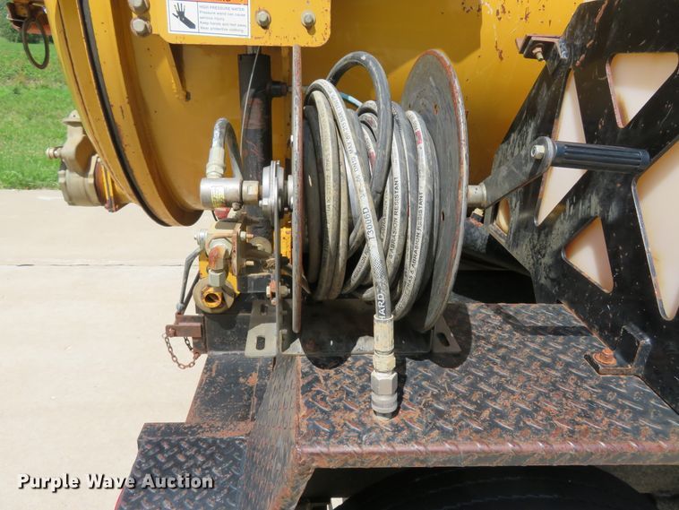 image for item FP9323 2013 Vermeer V800LEHD  vacuum excavator