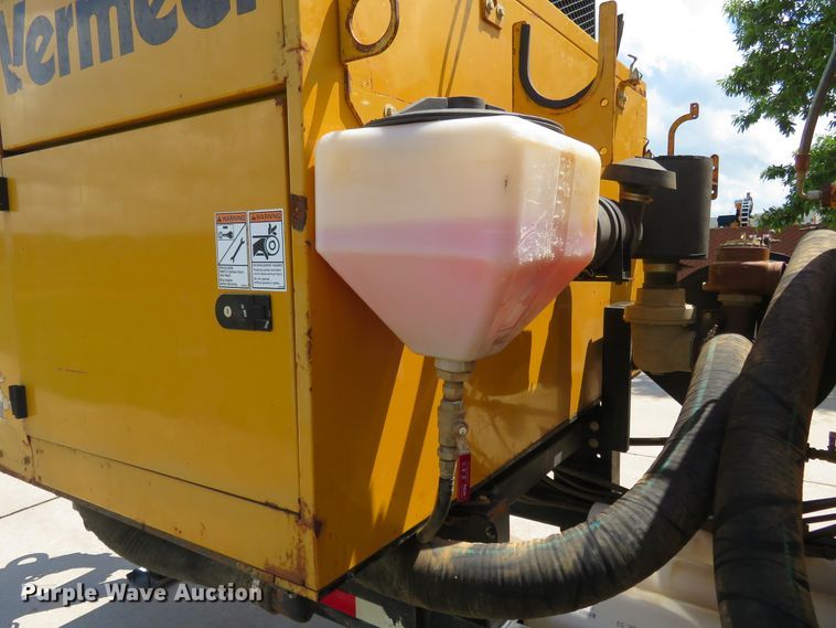 image for item FP9323 2013 Vermeer V800LEHD  vacuum excavator