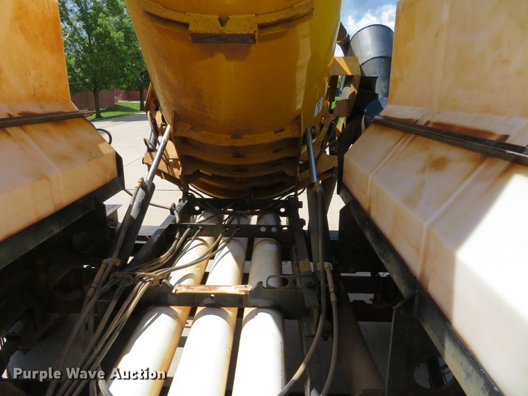 image for item FP9323 2013 Vermeer V800LEHD  vacuum excavator