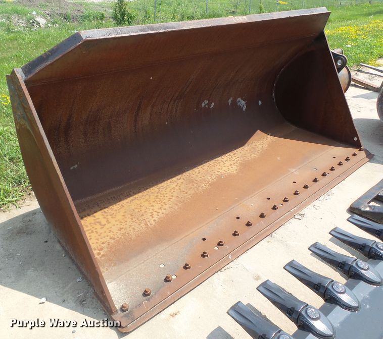 image for item HF9928 2008 AIM DLATT1015  10'W wheel loader bucket