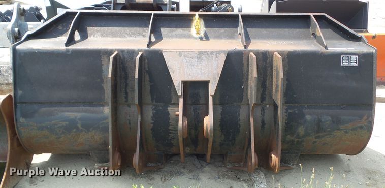 image for item HF9928 2008 AIM DLATT1015  10'W wheel loader bucket