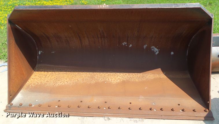 image for item HF9928 2008 AIM DLATT1015  10'W wheel loader bucket