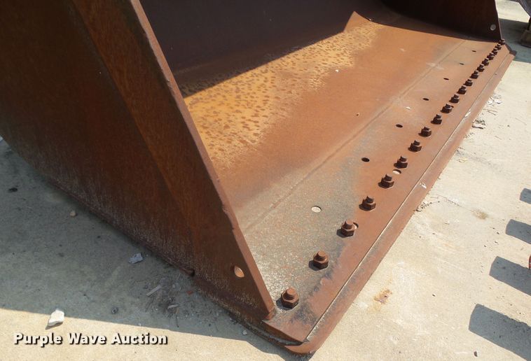 image for item HF9928 2008 AIM DLATT1015  10'W wheel loader bucket