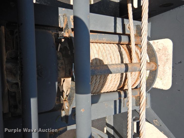 image for item HN9040 2013 Dragon  roll-off container trailer