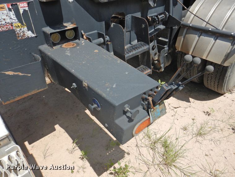 image for item HN9040 2013 Dragon  roll-off container trailer