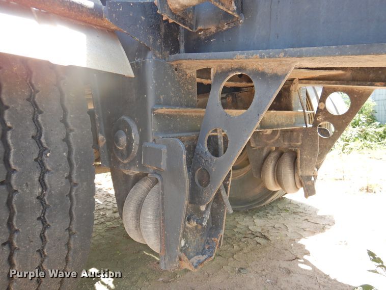 image for item HN9040 2013 Dragon  roll-off container trailer