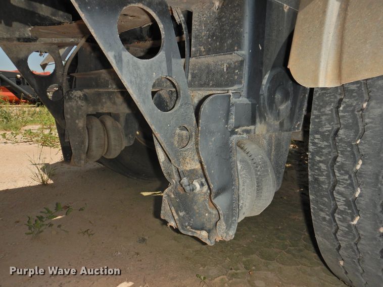 image for item HN9040 2013 Dragon  roll-off container trailer