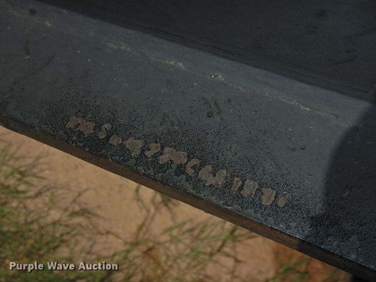 image for item HN9040 2013 Dragon  roll-off container trailer