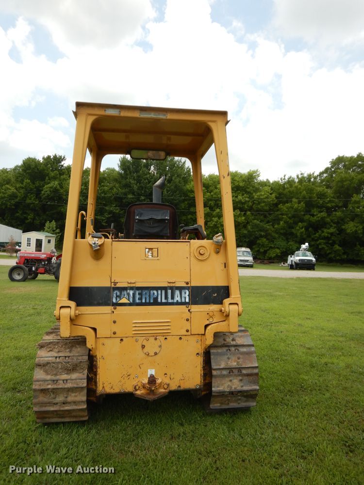 image for item HP9540 1993 Caterpillar D4C Series II  dozer
