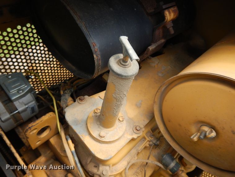 image for item HP9540 1993 Caterpillar D4C Series II  dozer