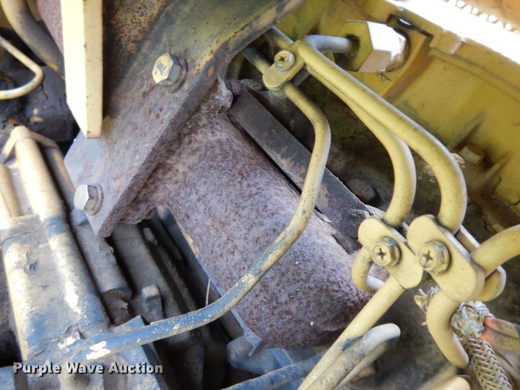 image for item HP9540 1993 Caterpillar D4C Series II  dozer