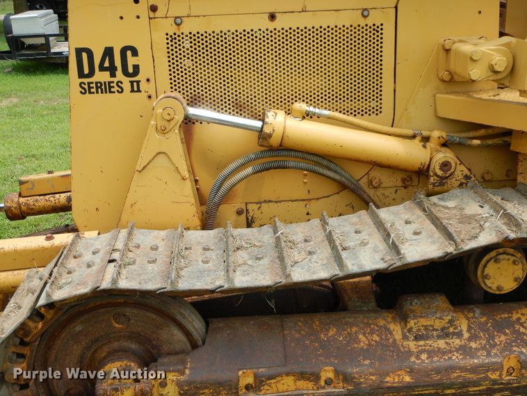image for item HP9540 1993 Caterpillar D4C Series II  dozer
