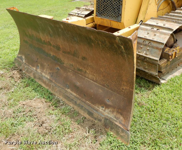 image for item HP9540 1993 Caterpillar D4C Series II  dozer
