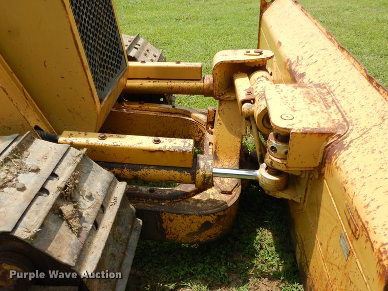 image for item HP9540 1993 Caterpillar D4C Series II  dozer