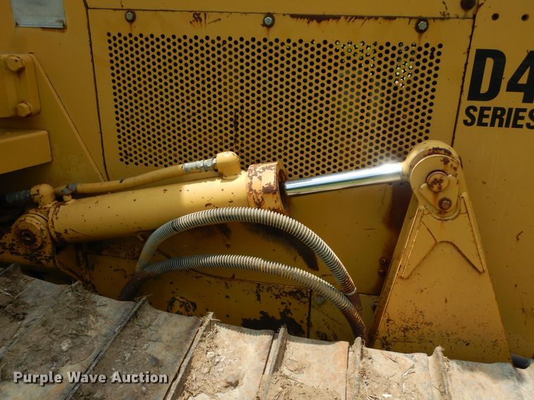 image for item HP9540 1993 Caterpillar D4C Series II  dozer