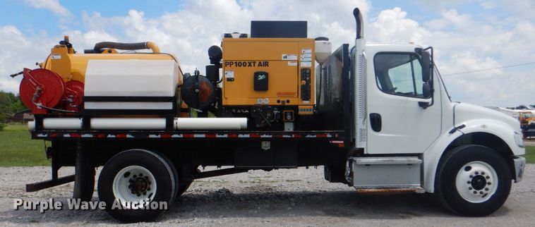 image for item HT9331 2016 Freightliner M2 106  vacuum truck