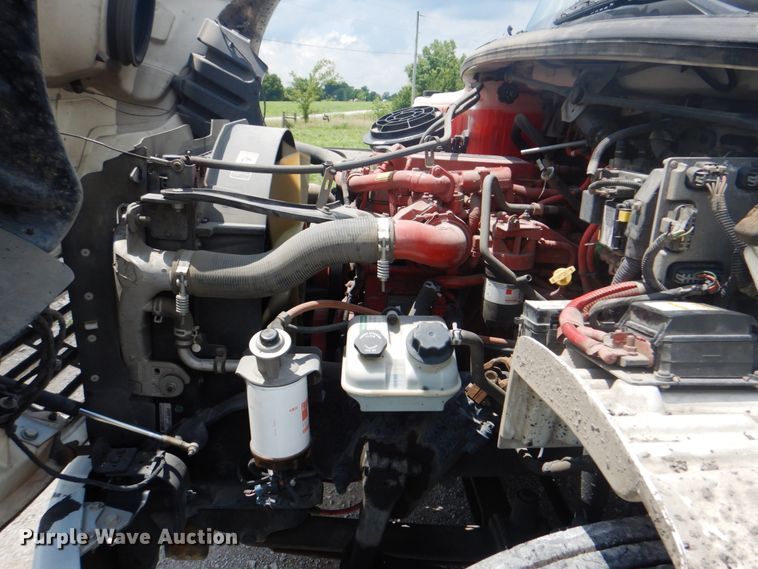 image for item HT9331 2016 Freightliner M2 106  vacuum truck