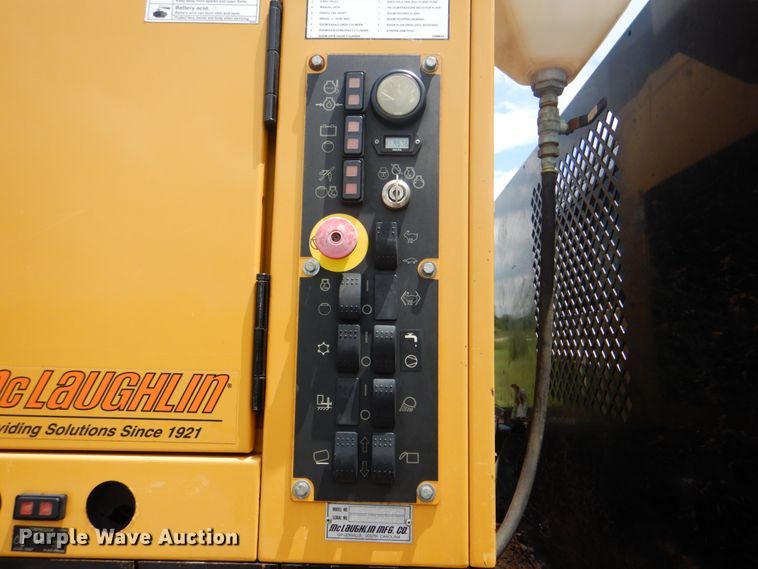 image for item HT9331 2016 Freightliner M2 106  vacuum truck