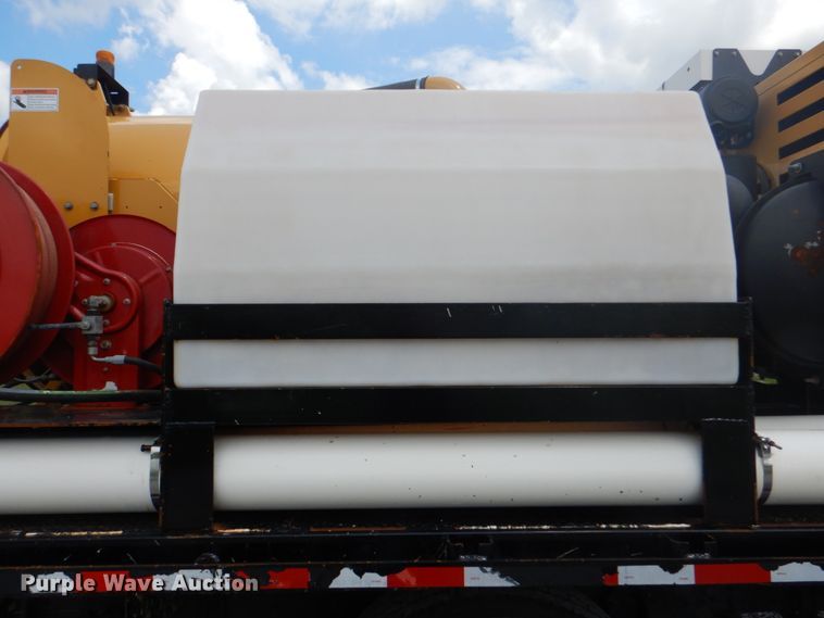 image for item HT9331 2016 Freightliner M2 106  vacuum truck