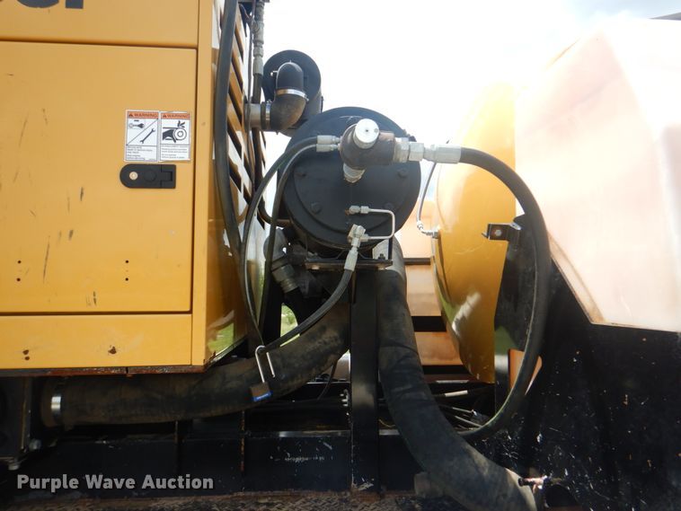 image for item HT9331 2016 Freightliner M2 106  vacuum truck