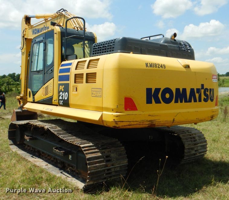 image for item HT9340 2018 Komatsu PC210LC-11  excavator