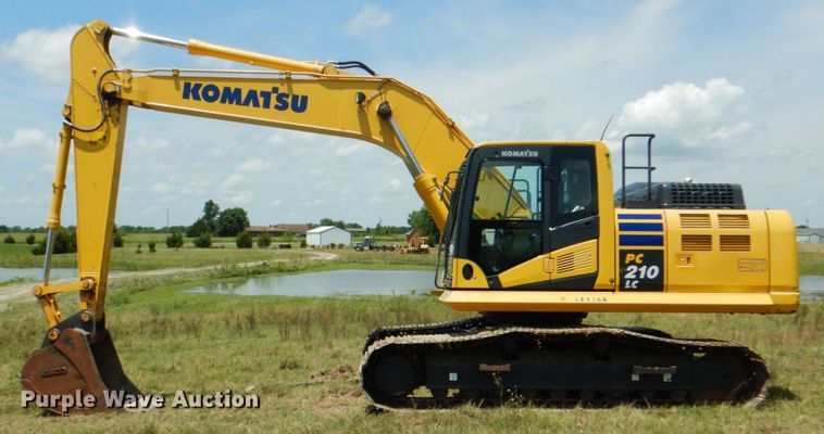 image for item HT9340 2018 Komatsu PC210LC-11  excavator