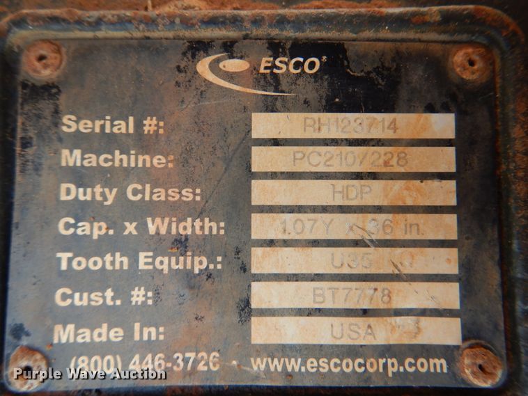 image for item HT9340 2018 Komatsu PC210LC-11  excavator