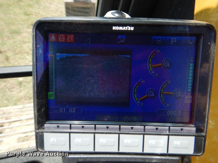 image for item HT9340 2018 Komatsu PC210LC-11  excavator