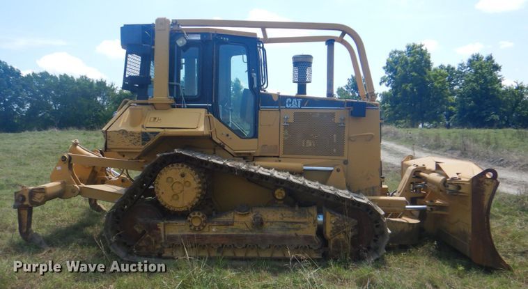 image for item HT9341 1999 Caterpillar D6M  dozer