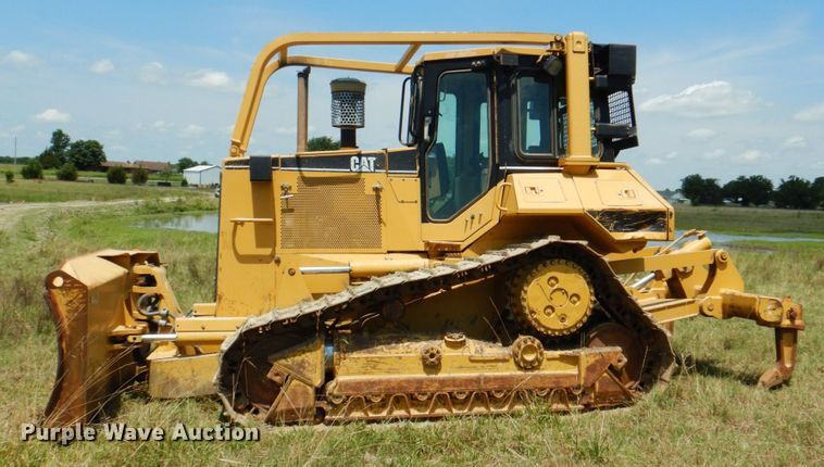 image for item HT9341 1999 Caterpillar D6M  dozer