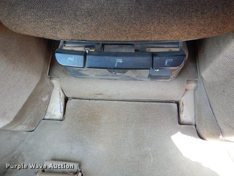 image for item HT9341 1999 Caterpillar D6M  dozer