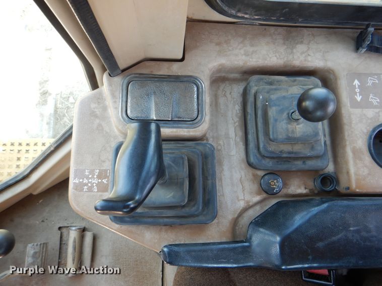 image for item HT9341 1999 Caterpillar D6M  dozer