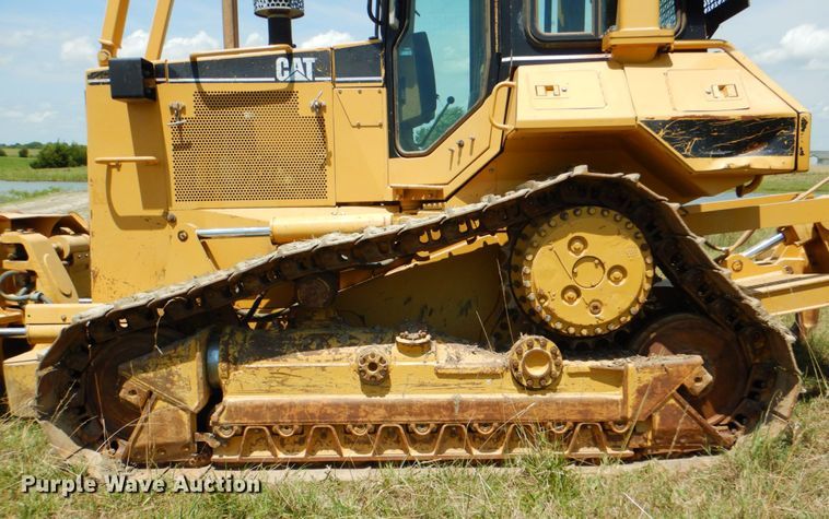 image for item HT9341 1999 Caterpillar D6M  dozer