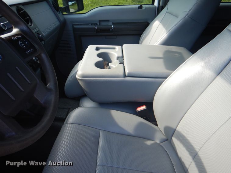 image for item HT9345 2015 Ford F550 Super Duty XL  utility / service truck