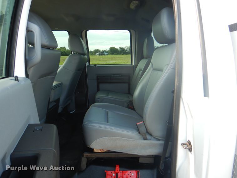 image for item HT9345 2015 Ford F550 Super Duty XL  utility / service truck