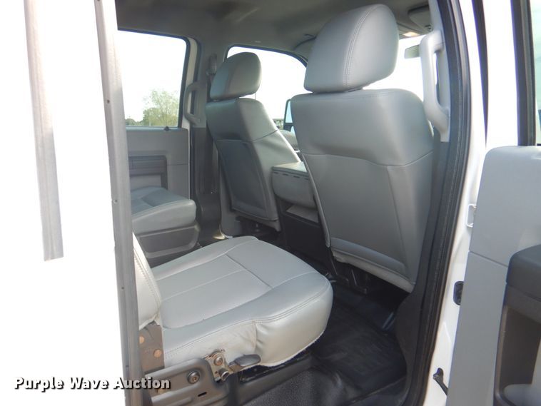 image for item HT9345 2015 Ford F550 Super Duty XL  utility / service truck