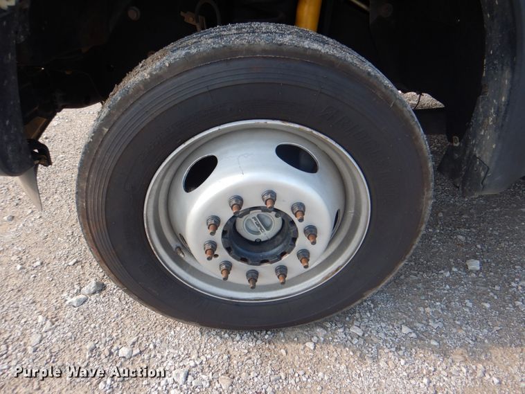 image for item HT9345 2015 Ford F550 Super Duty XL  utility / service truck