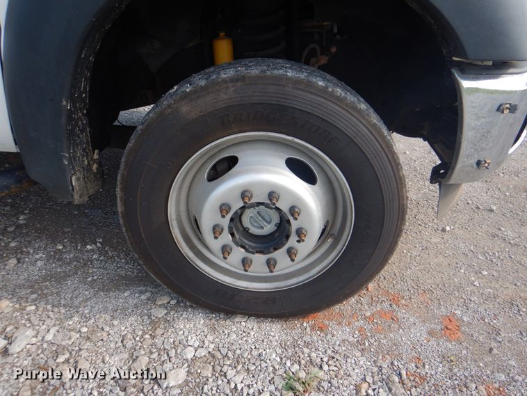 image for item HT9345 2015 Ford F550 Super Duty XL  utility / service truck