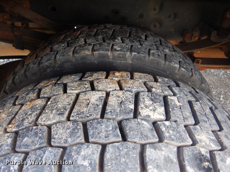 image for item HT9345 2015 Ford F550 Super Duty XL  utility / service truck