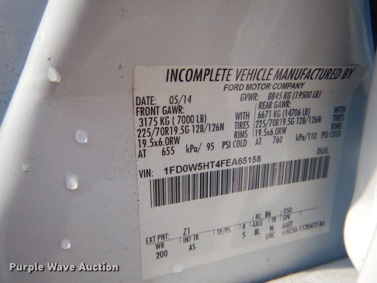 image for item HT9345 2015 Ford F550 Super Duty XL  utility / service truck