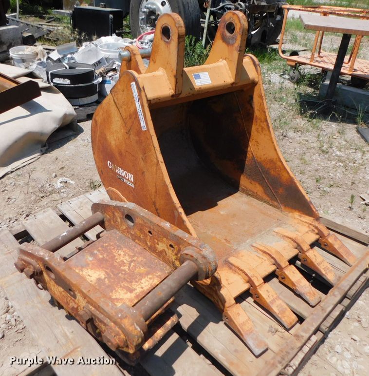 image for item HX9405 Woods 24 CS 580  24"W backhoe bucket