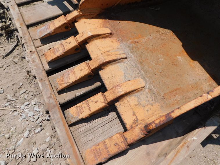 image for item HX9405 Woods 24 CS 580  24"W backhoe bucket