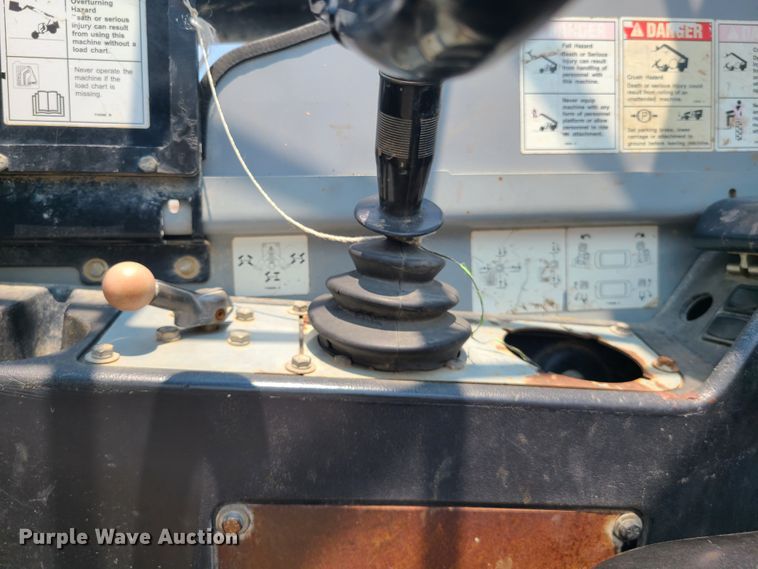 image for item IC9869 2011 Genie GTH-844  telehandler