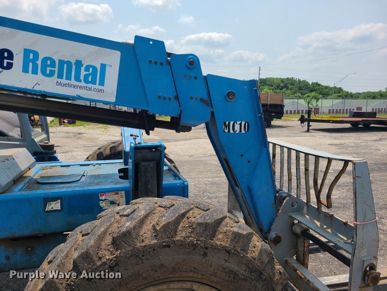 image for item IC9869 2011 Genie GTH-844  telehandler