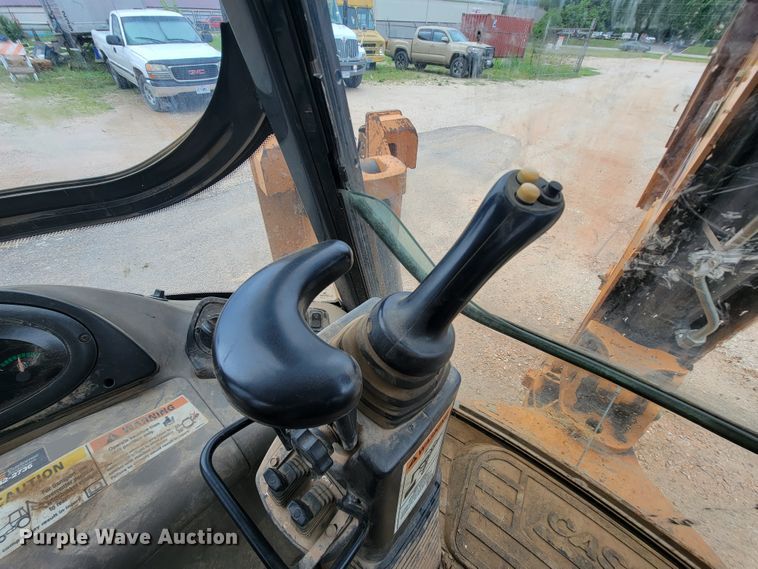 image for item IF9929 2014 Case 580 Super N  backhoe