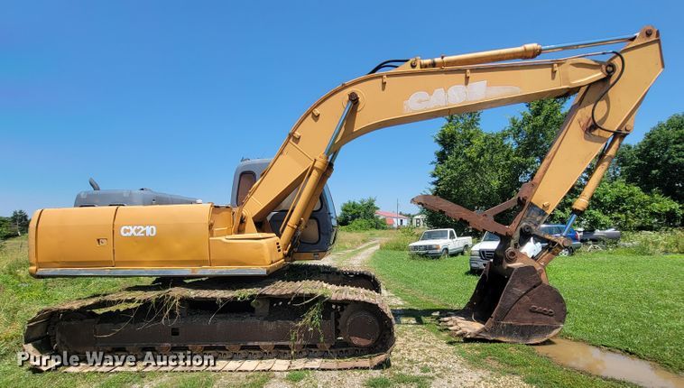 image for item IF9936 2003 Case CX210  excavator