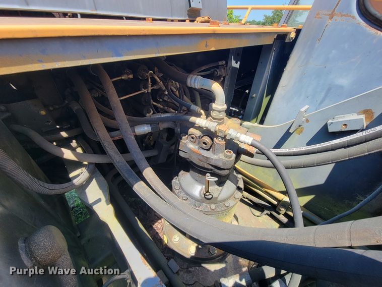 image for item IF9936 2003 Case CX210  excavator