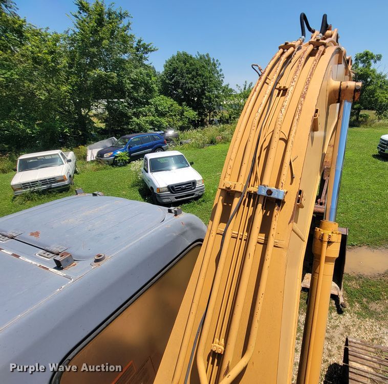 image for item IF9936 2003 Case CX210  excavator